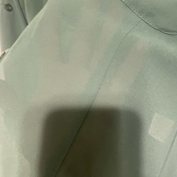 Sheer army green top - Picture 8 of 8